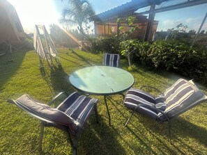 Outdoor dining - Farm with a luxury villa and large pool in Rabat (Sidi Allal El Bahraoui)