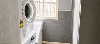 Modern, cozy and comfortable home in a prime Frankston location.
