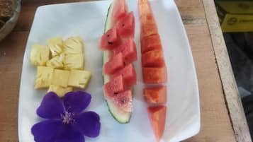 Makanan dan minuman