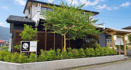 A Modern Japanese-Style Villa with a View of Mount Fuji Right Before Your Eyes | Includes a BBQ and Sauna, plus a Bath for 10 People | Accommodates up to 16 Guests