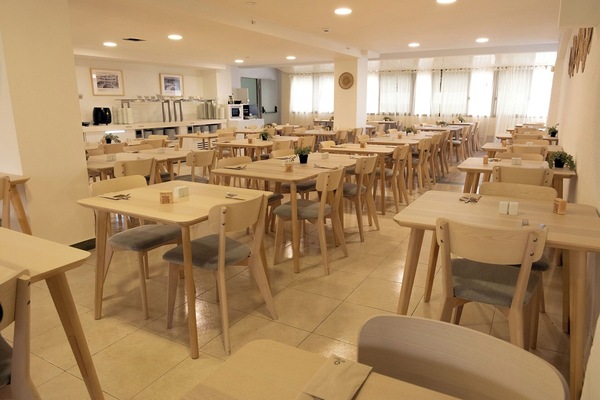 Onsite restaurant