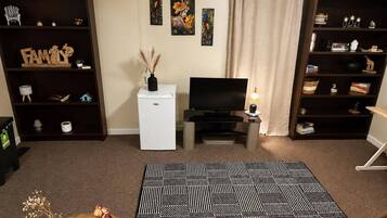TV, books