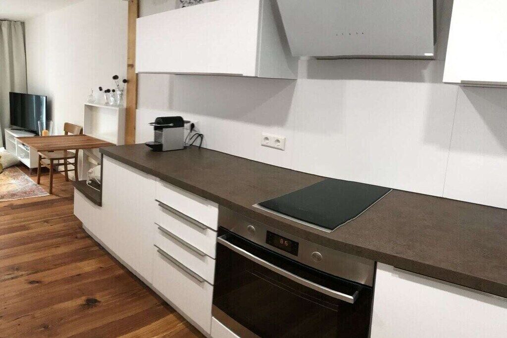 Kühlschrank, Ofen, Herdplatte, Geschirrspüler