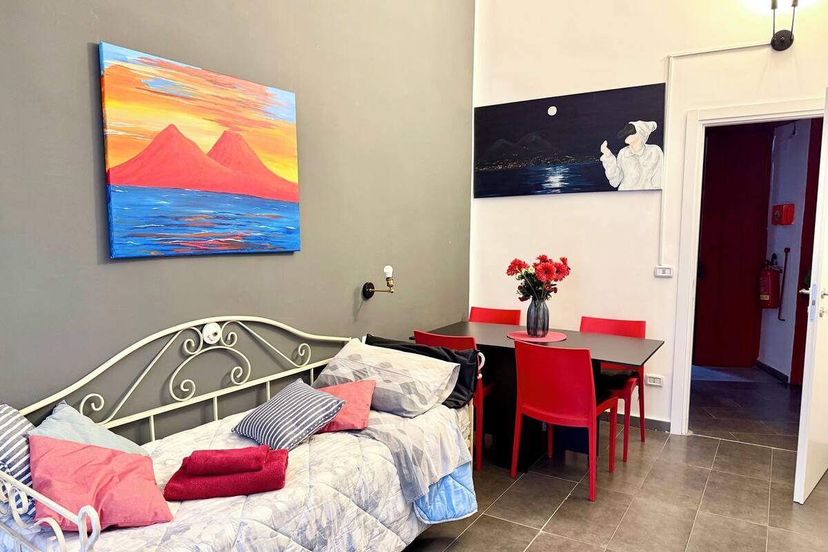 Comfort Single Room, Balcony | Laptop workspace, iron/ironing board, WiFi (free)