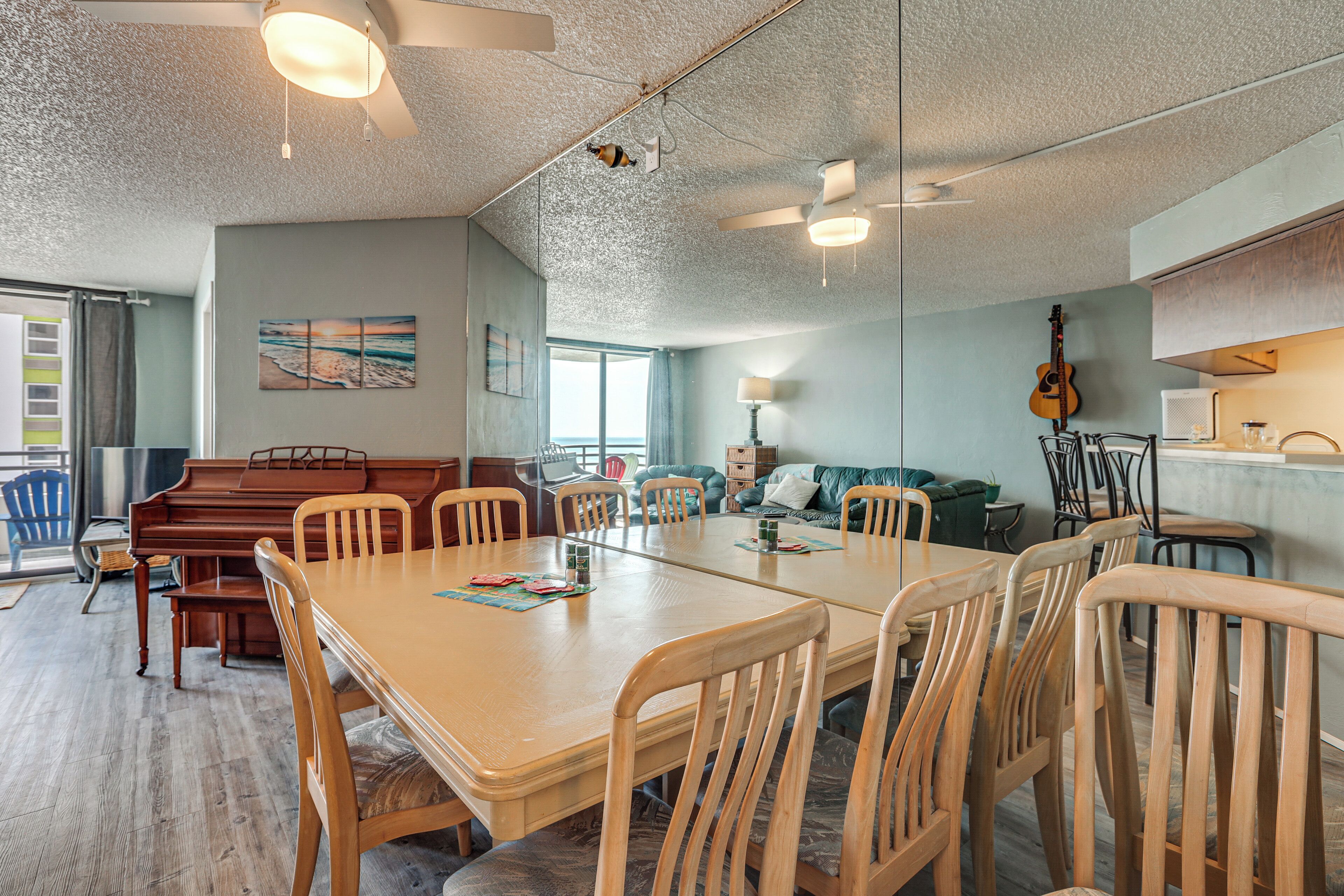 Beachfront Condo! Heated Pool, Ocean-view Balcony - Port Orange, FL