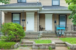 Exterior - Walk to University & Hospital! Inviting Dayton Gem (Dayton)
