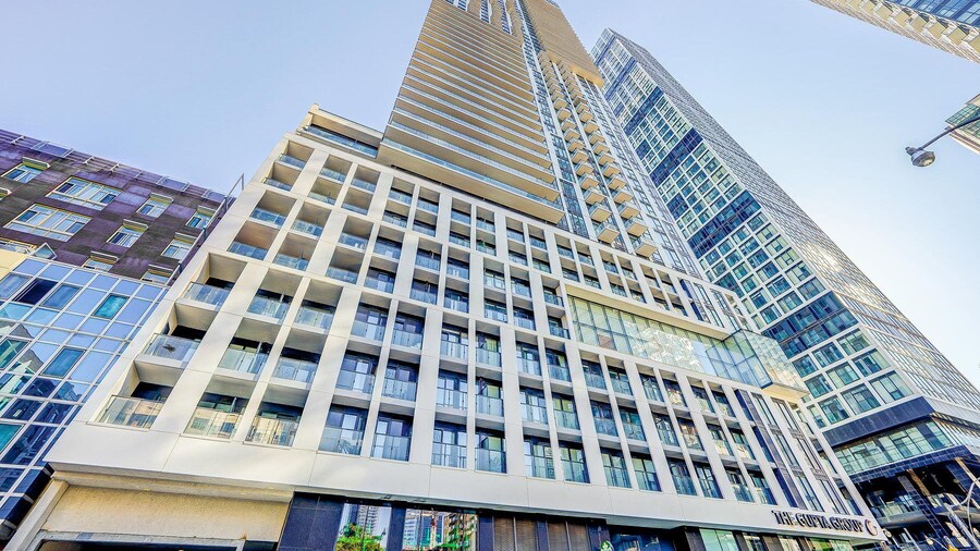 StayToronto - The Jarvis Suites