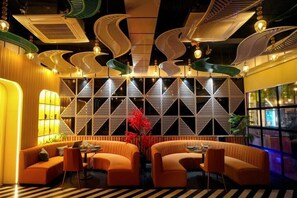 Dining - OnlyStay Midas Inn Mathura (Mathura)