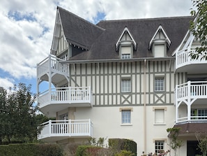 Exterior - Vrbo Property (Villers-sur-Mer)