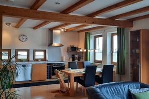 Dining - Holiday apartment with 2 bedrooms (Eslohe)