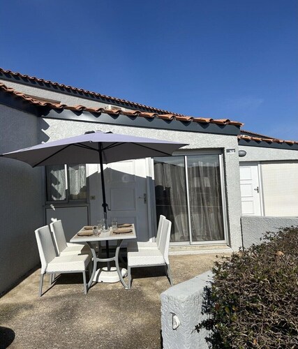 Detached Cottage in Saint-Cyprien