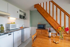 Private kitchen - Duplex Apartment in Carcans near Beach (Carcans)