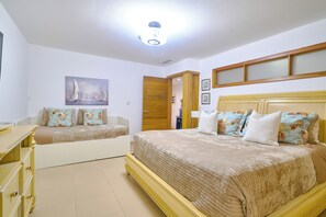 Room - Beachfront 6th Fl | Amazing View | Full Kitchen (Juan Dolio)