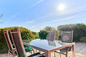 Outdoor dining - Holiday apartment with 1 bedroom (Nordstrand)