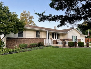 Exterior - Hot Tub | 2 Game Rooms | Indoor Playground | 17ppl (South Bend)