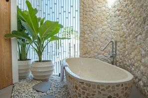 Bathroom - 
Kona Resort Pererenan (Badung)