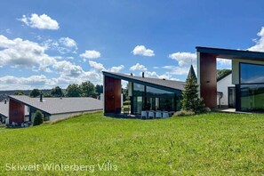 Exterior - Holiday home in Winterberg with sauna (Winterberg)
