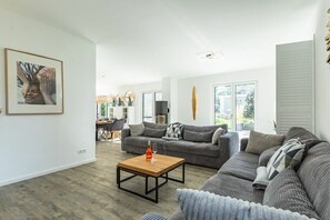 Living area - Villa Without Limits (Glowe)