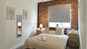 3 bedrooms, free WiFi - Sleeps8-familyfriendly-4bed-centralsheffield (Sheffield)