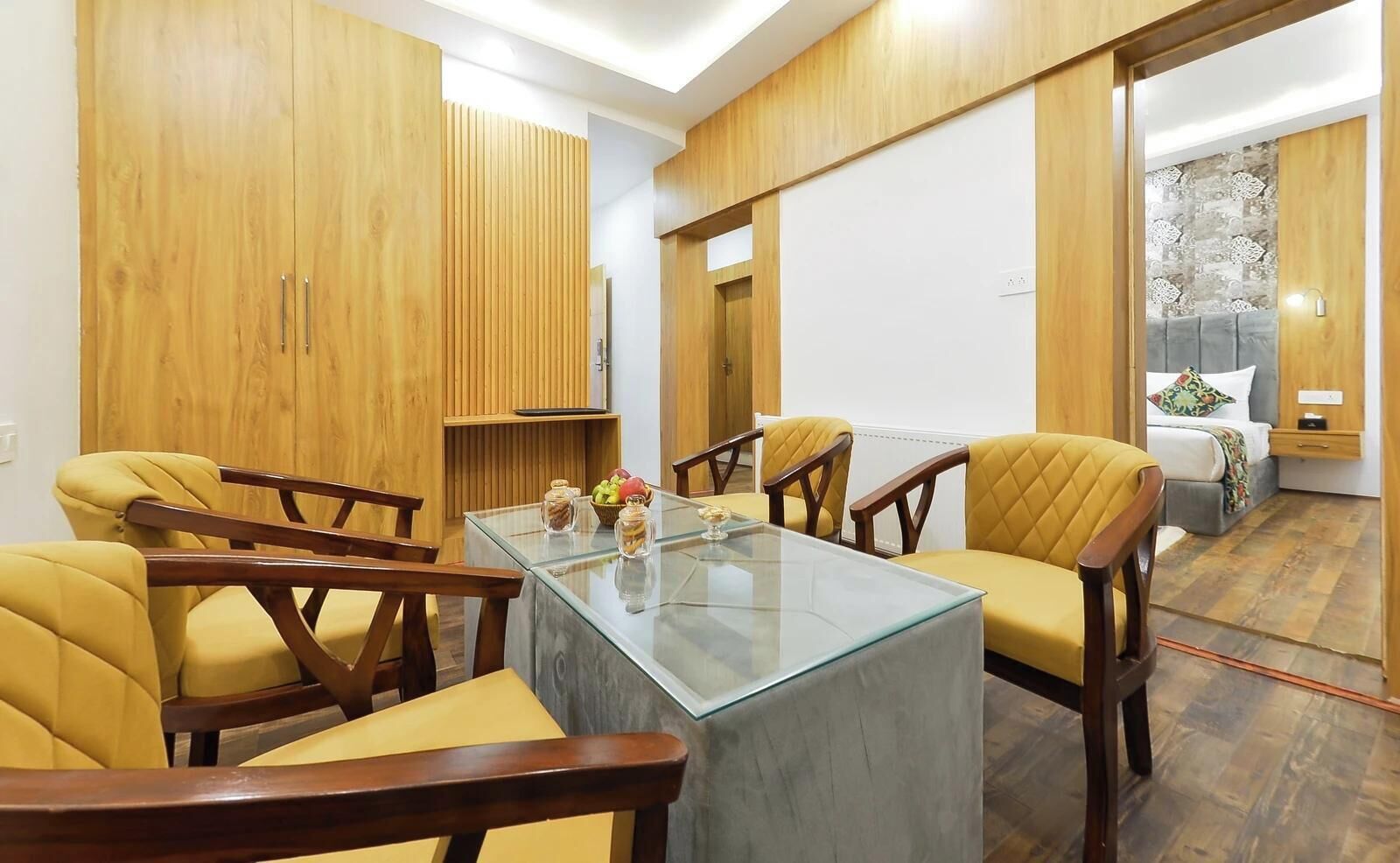 Deluxe Double or Twin Room, Mountain View | Interior