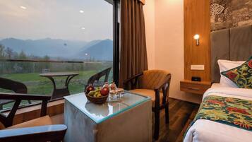 Deluxe Quadruple Room | Interior