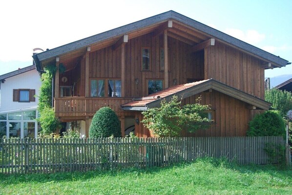 Exterior - Villagers, Koglerweg (Schliersee)