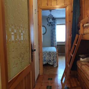 Room - Vrbo Property (Morgex)