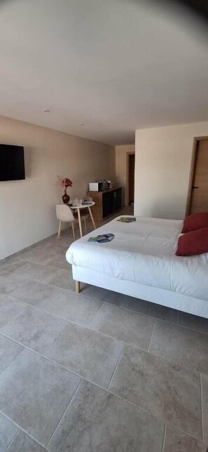 Chambre Double | Rideaux occultants, chambres insonorisées, Wi-Fi gratuit