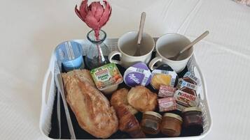 Free daily cooked-to-order breakfast