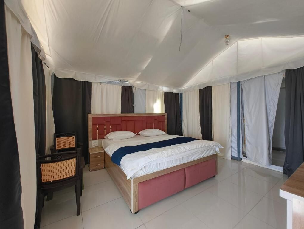 Tenda Deluxe, balcone, vista giardino | Tende oscuranti, Wi-Fi gratuito