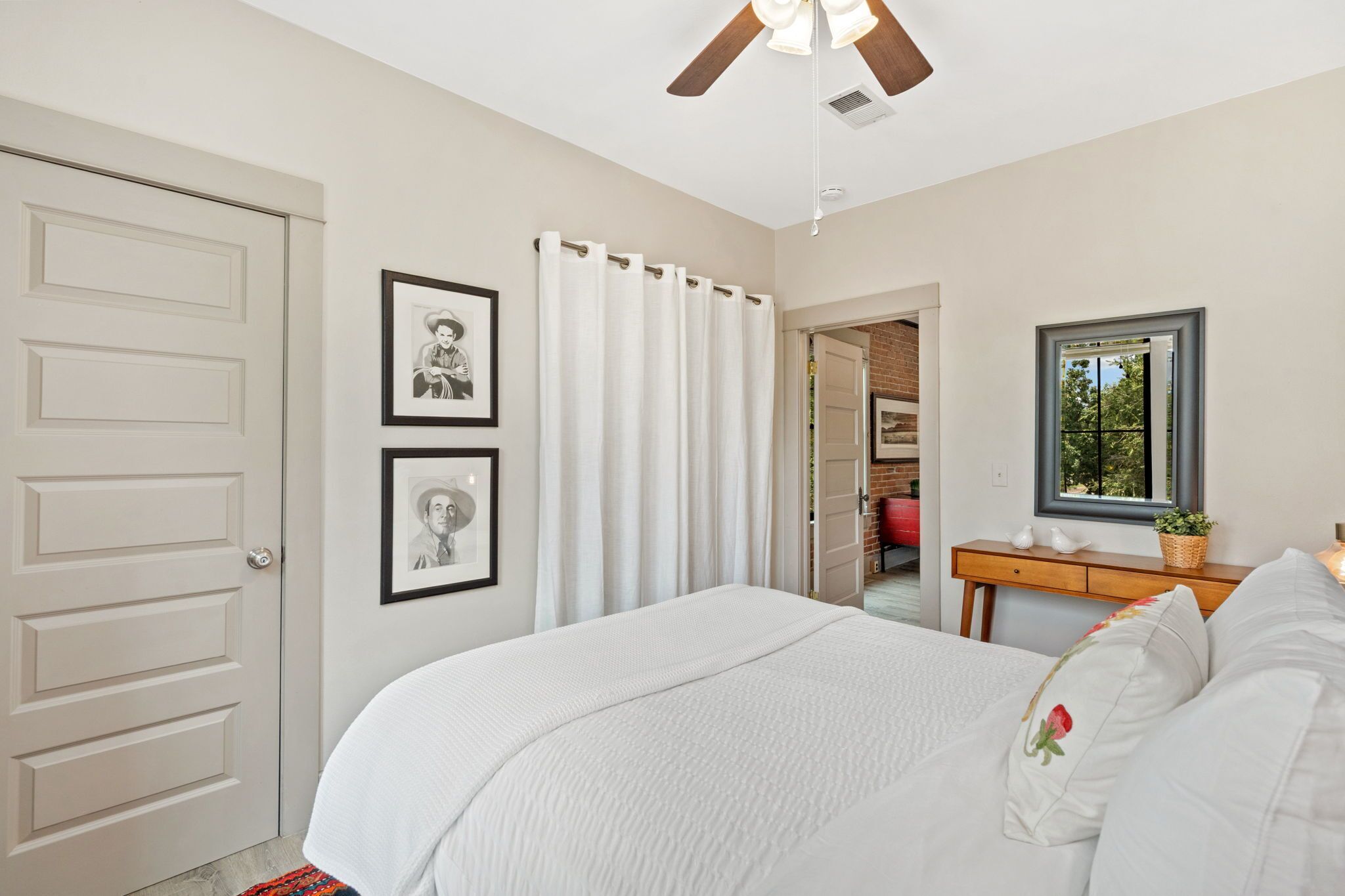Apartment, Multiple Beds, Garden View (Magnolia Market Loft) | 2 bedrooms, individually decorated, individually furnished, bed sheets