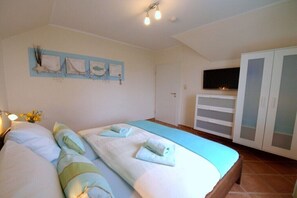 Room - with sea view and balcony (Dahme)