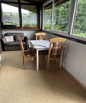 Dining - Holiday home with 1 bedroom (Freiensteinau)
