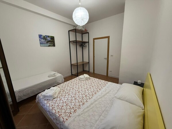 Iron/ironing board - Vrbo Property (Baia Verde)