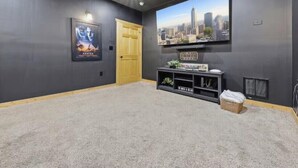 Interior - Robin's View | Hot Tub, Indoor Pool, Unbeatable Mountain Views! (Pigeon Forge)