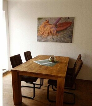 Dining - Holiday home in Dornum with swimming pool (Dornum)