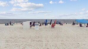 Una spiaggia nelle vicinanze