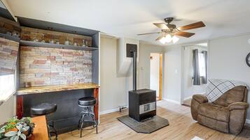 House (1 Bedroom) | Interior