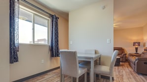 Huoneisto (2 Bedrooms) | Sisätilat