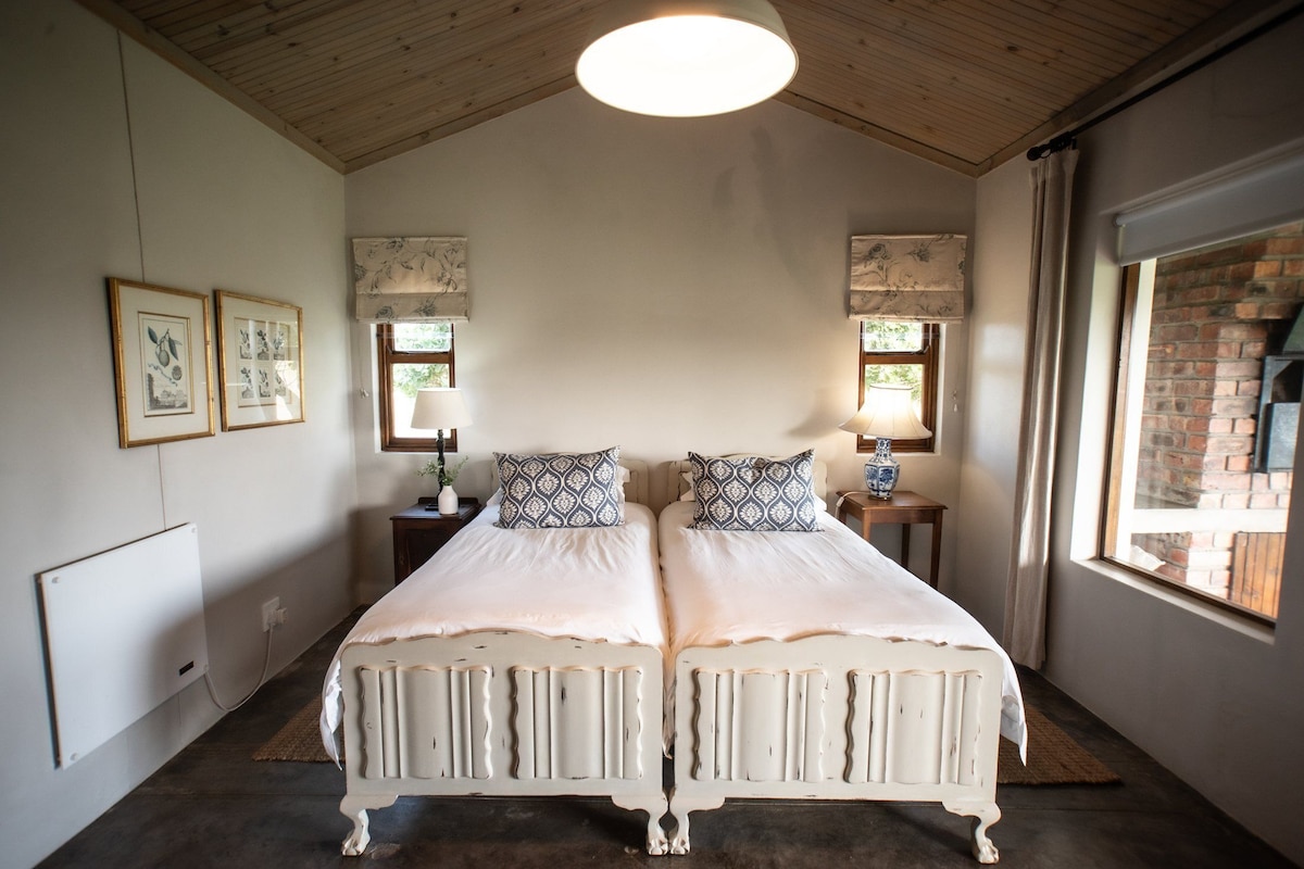 Casa rural estàndard, 2 dormitoris, pati, vistes a la muntanya | Bressols gratuïts, wifi gratuïta i roba de llit 