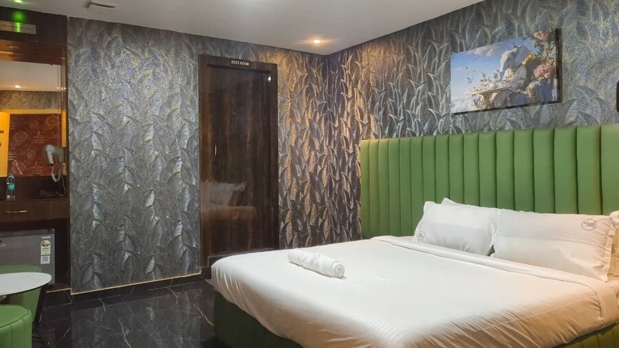 Grand Bridge Hotel