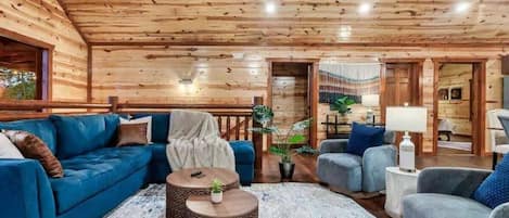 Cabin, Multiple Bedrooms | Living area | Smart TV