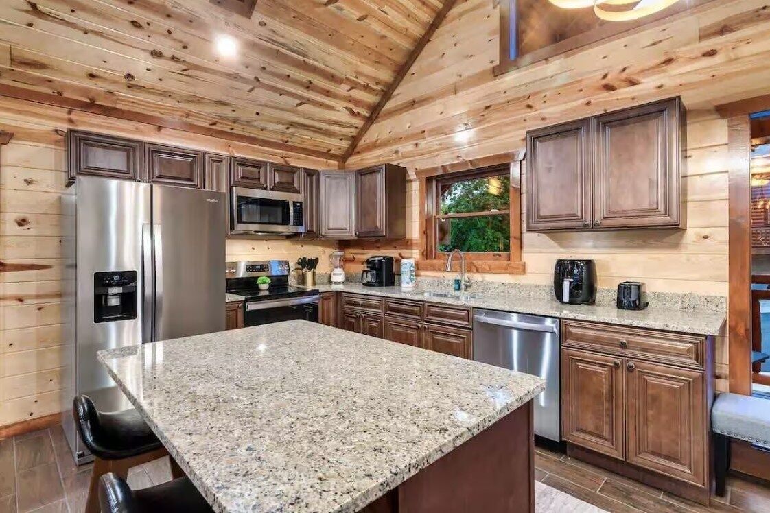 Cabin, Multiple Bedrooms | Private kitchen