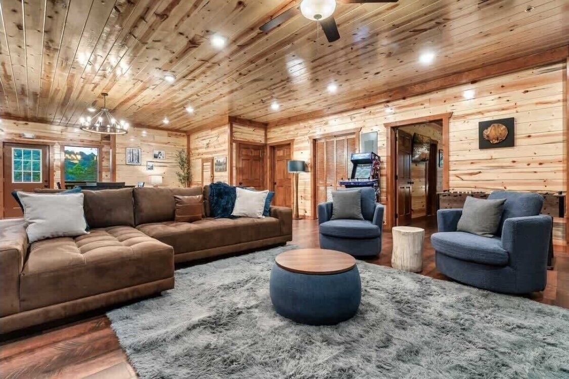 Cabin, Multiple Bedrooms | Interior