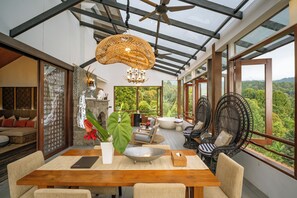 Signature Villa, 1 Bedroom, Mountain View | Dining - Munduk Harvest Palace (Buleleng)