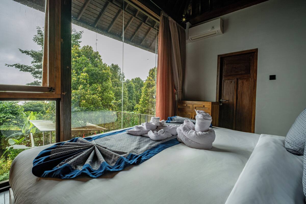 Panoramic House, 2 Bedrooms, Mountain View