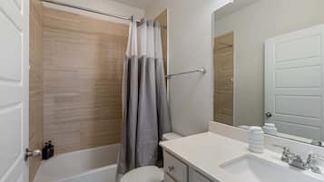 Shower, towels, shampoo