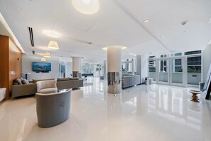 Lobby - Luxury Brickell Condo - Bay View - Garage Parking (Miami)