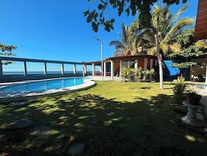 Piscine extérieure