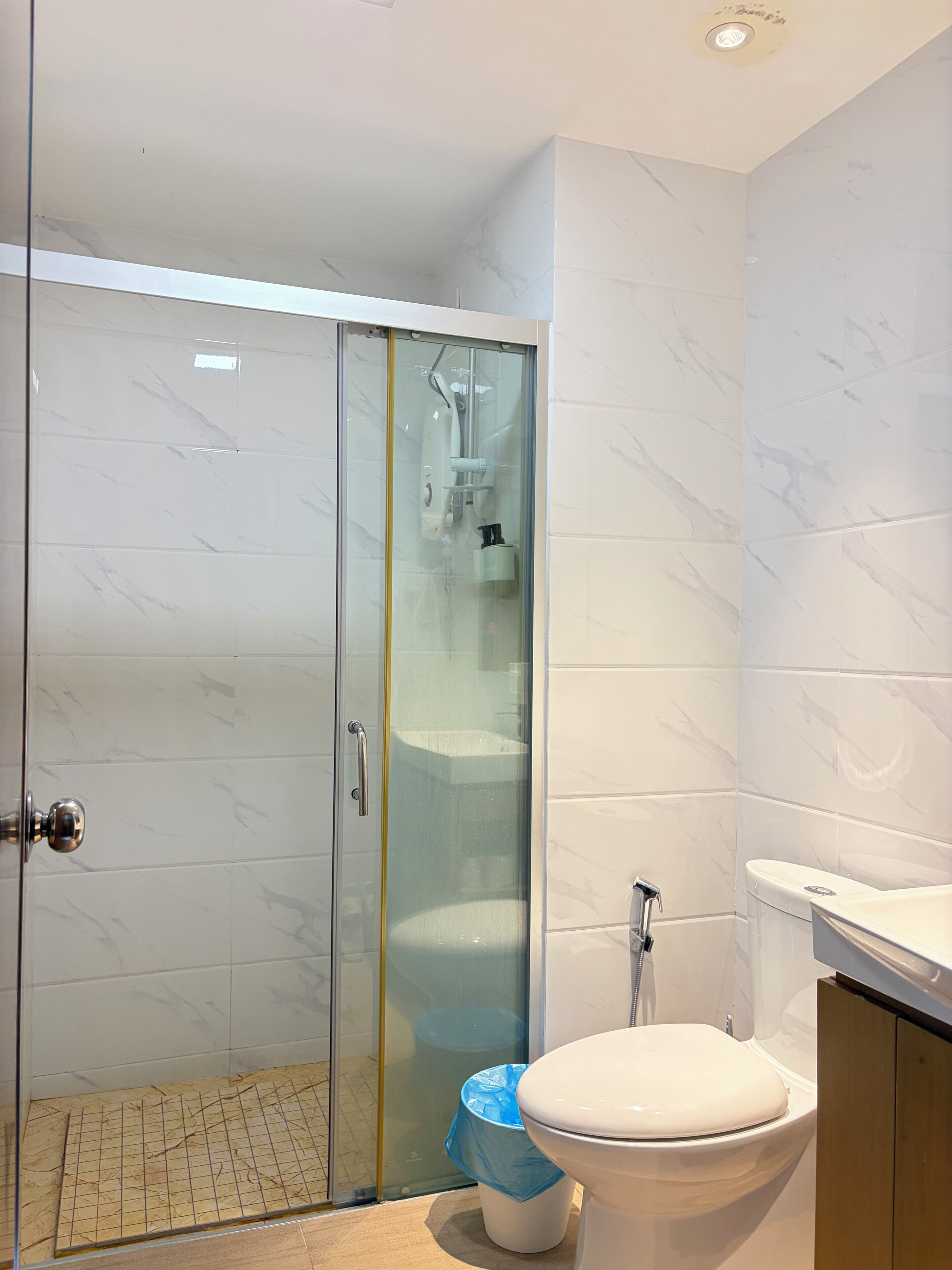 Deluxe Studio, Sea View | Bilik Mandi | Pengering rambut, sabun, syampu, tisu tandas 